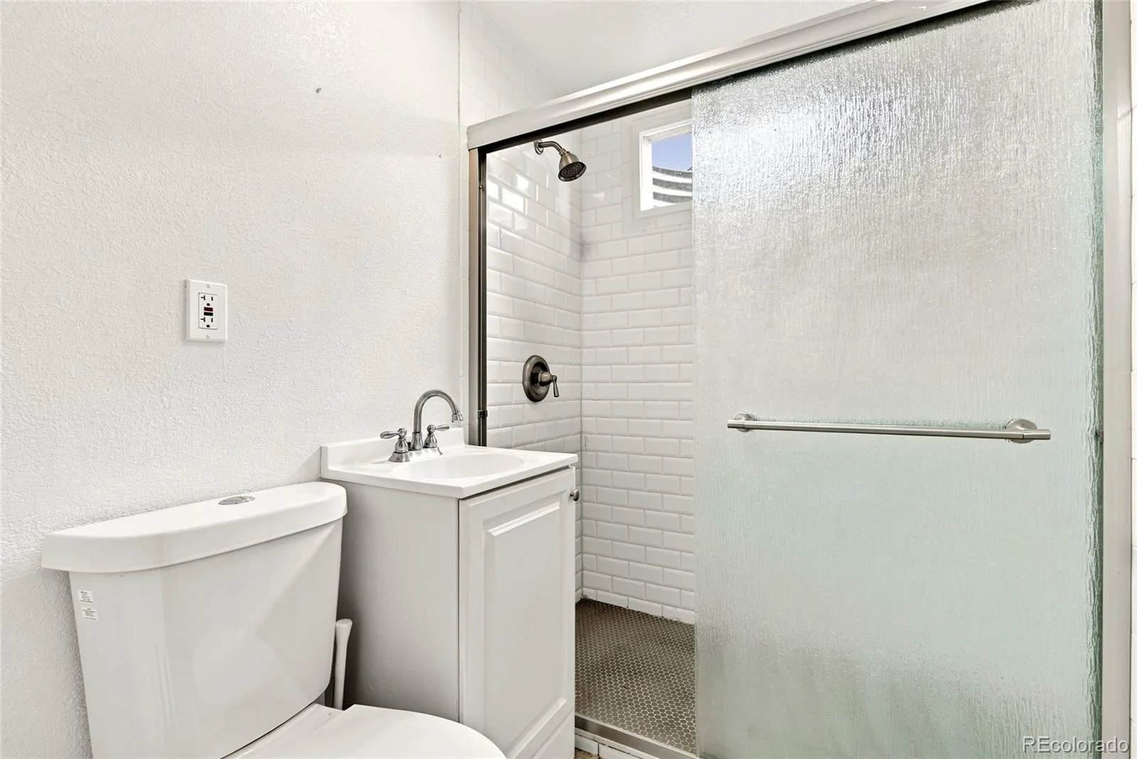 6455 W Nevada Place Denver CO 80226 MLS #REC9089196 07092026023940 1600 18