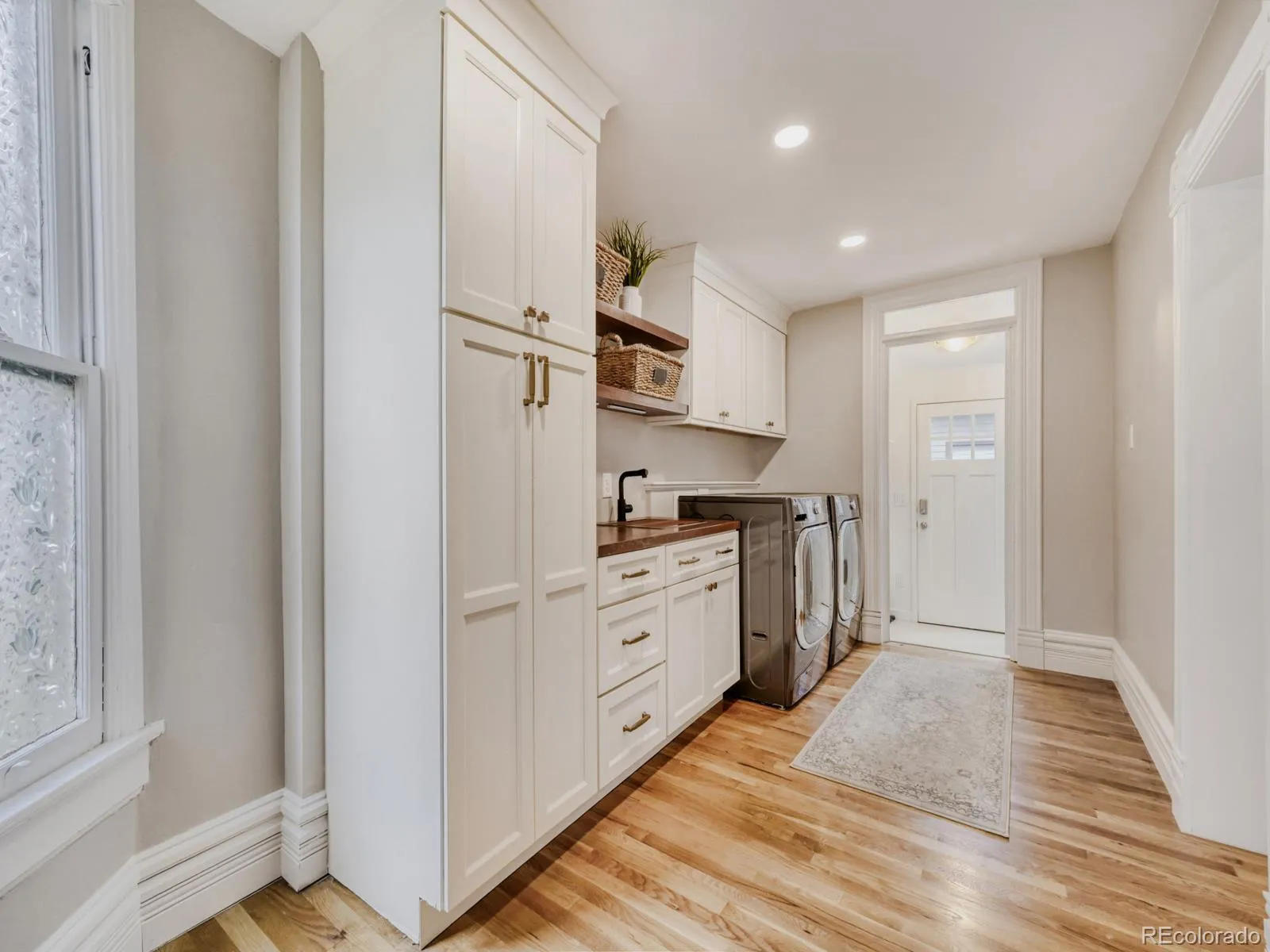 1350 Gaylord Street Denver CO 80206 MLS #REC9091118 04252026002806 1600 13