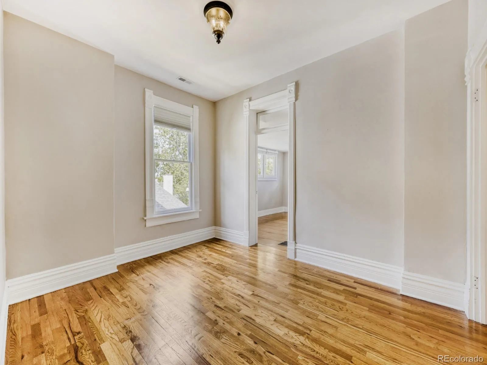1350 Gaylord Street Denver CO 80206 MLS #REC9091118 04252026002806 1600 19