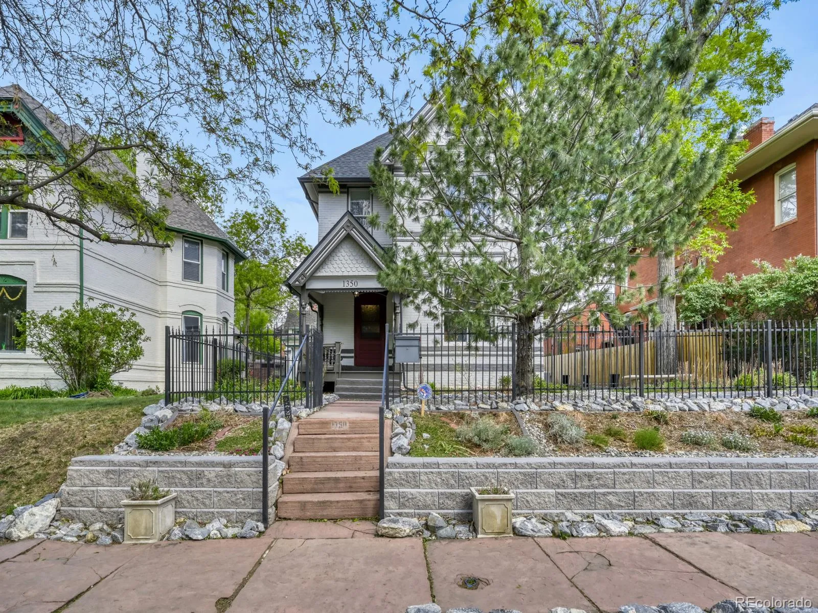 1350 Gaylord Street Denver CO 80206 MLS #REC9091118 04252026002806 1600 21
