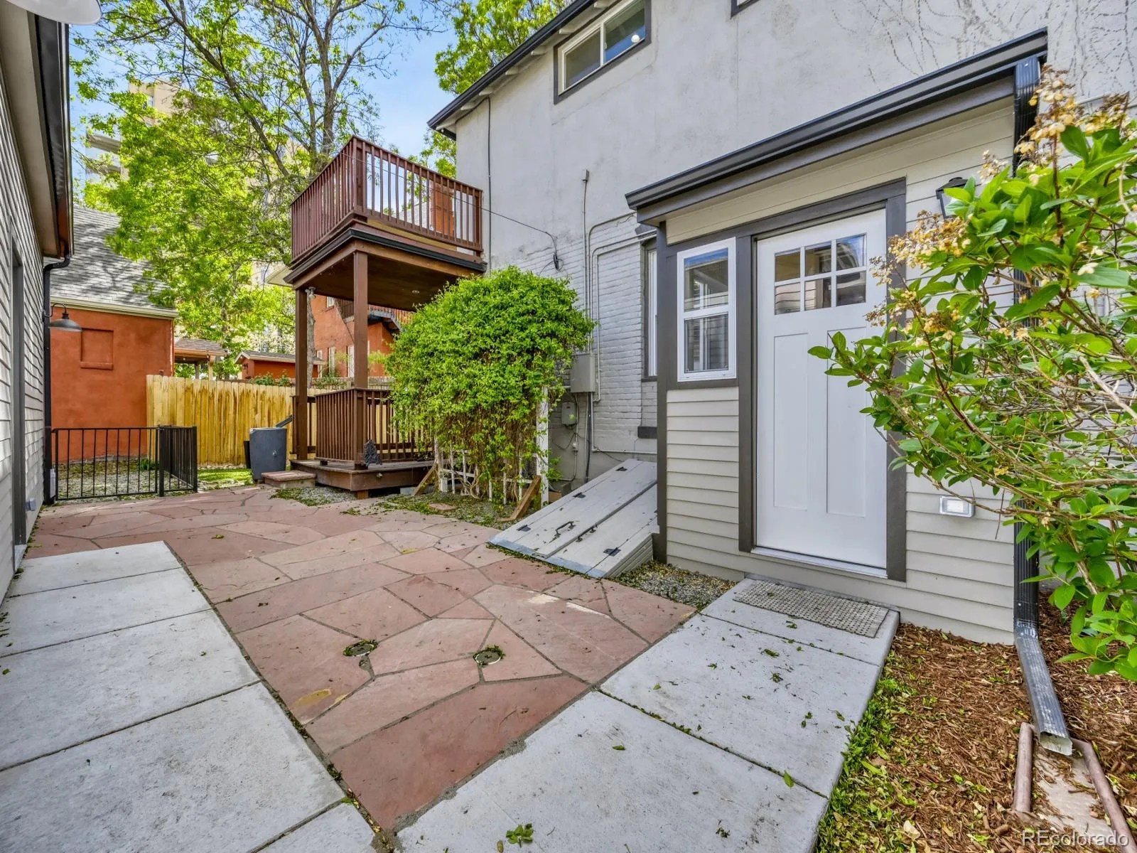 1350 Gaylord Street Denver CO 80206 MLS #REC9091118 04252026002806 1600 26