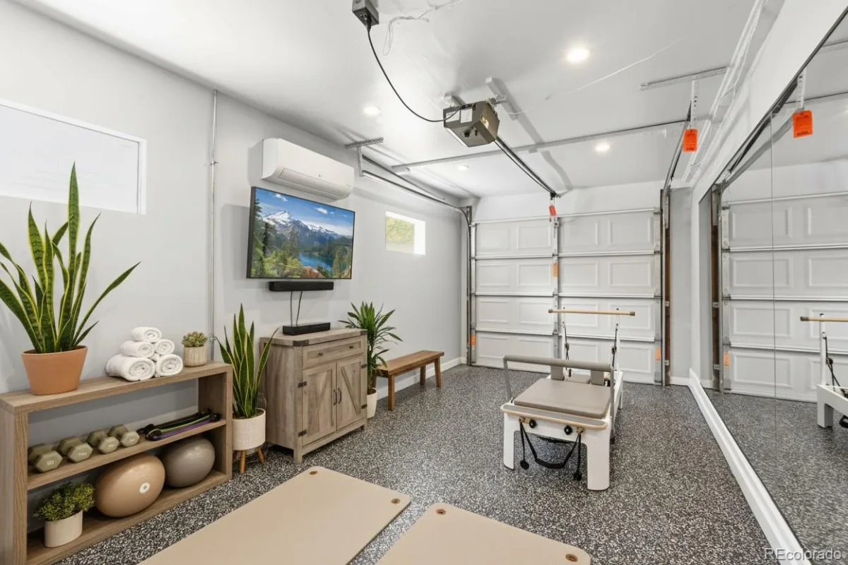 1320 S Hudson Street Denver CO 80222 MLS #REC9092152 07122026034151 1200 30