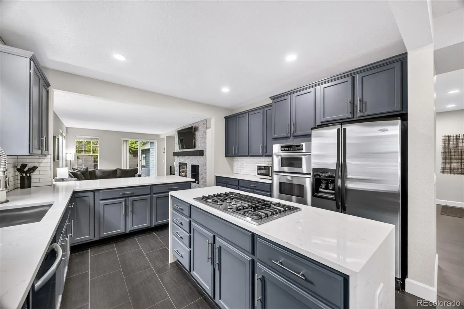 2651 N Valentia Street Denver CO 80238 MLS #REC9092307 05082026155750 1600 11