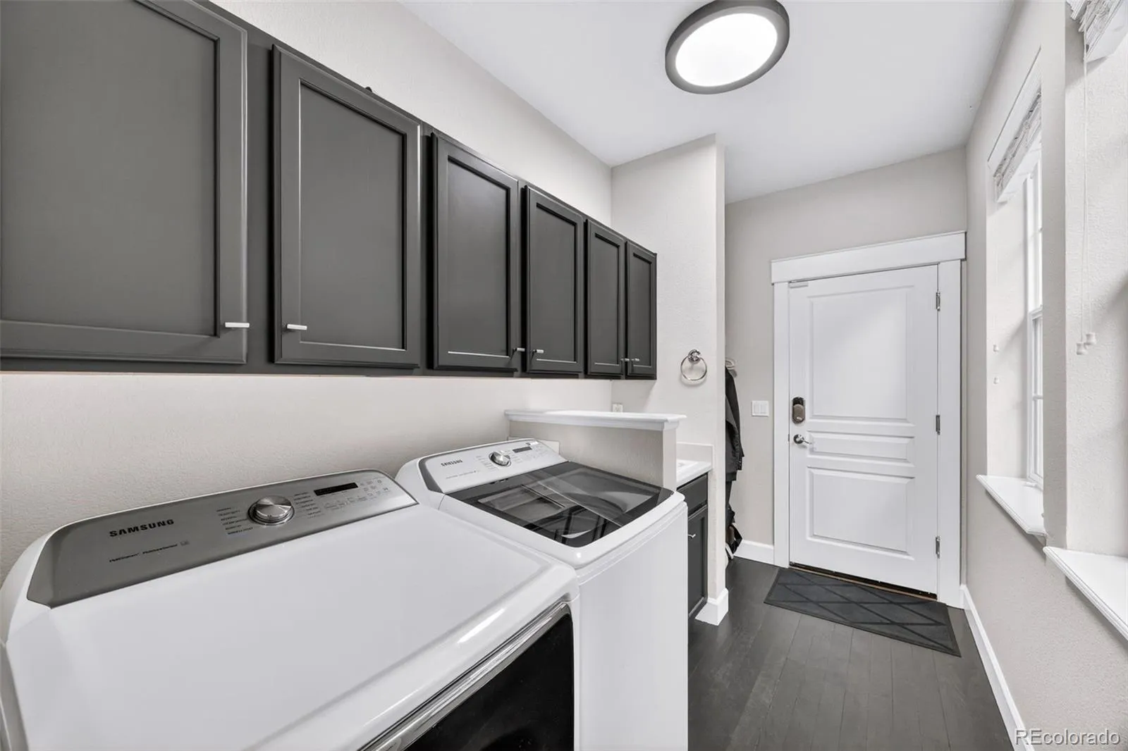2651 N Valentia Street Denver CO 80238 MLS #REC9092307 05082026155750 1600 24