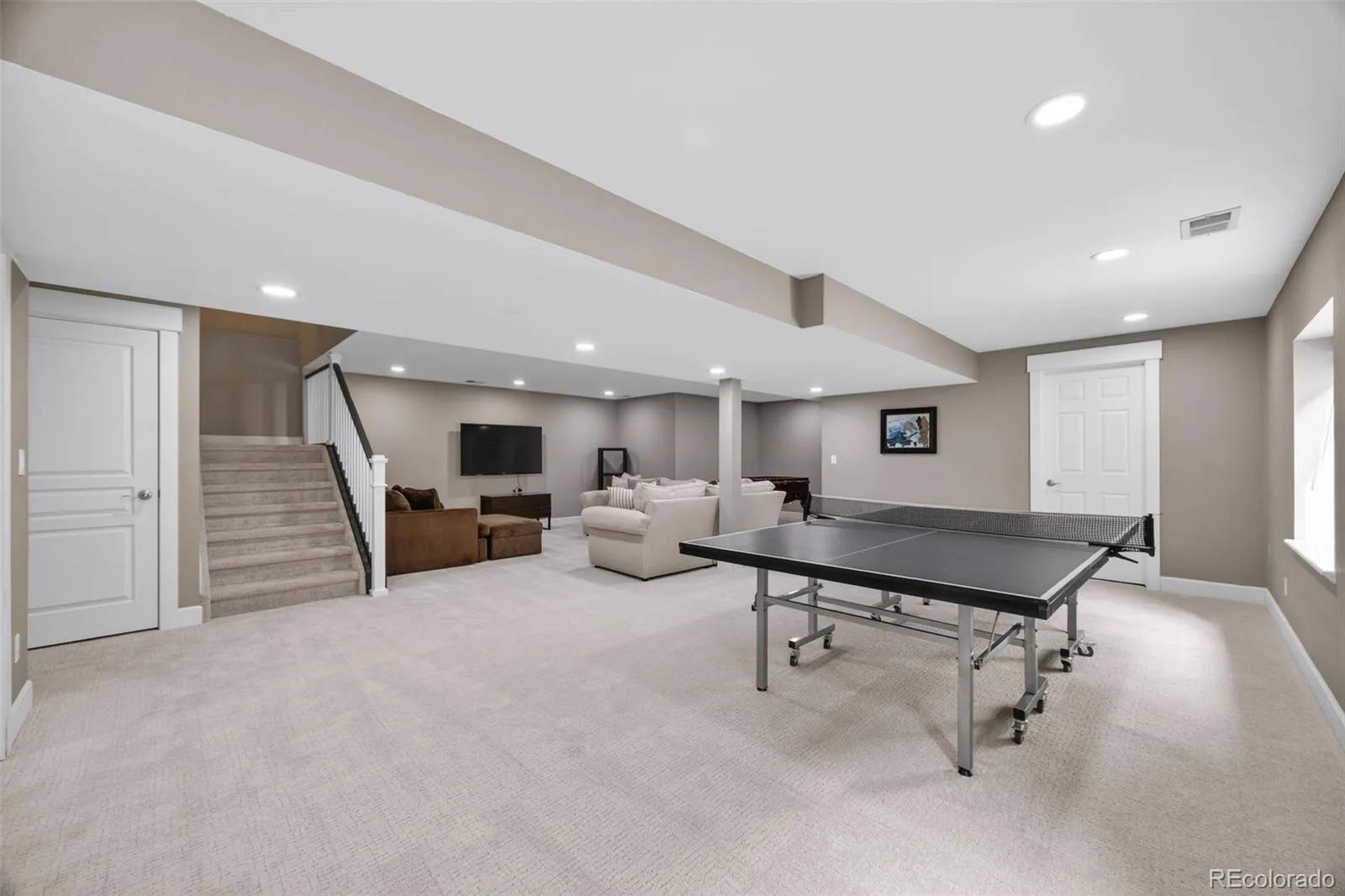 2651 N Valentia Street Denver CO 80238 MLS #REC9092307 05082026155750 1600 39