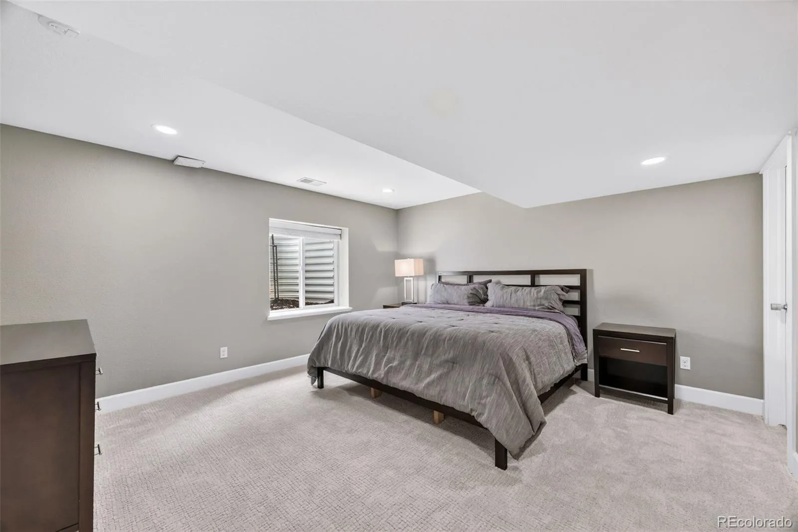 2651 N Valentia Street Denver CO 80238 MLS #REC9092307 05082026155750 1600 43