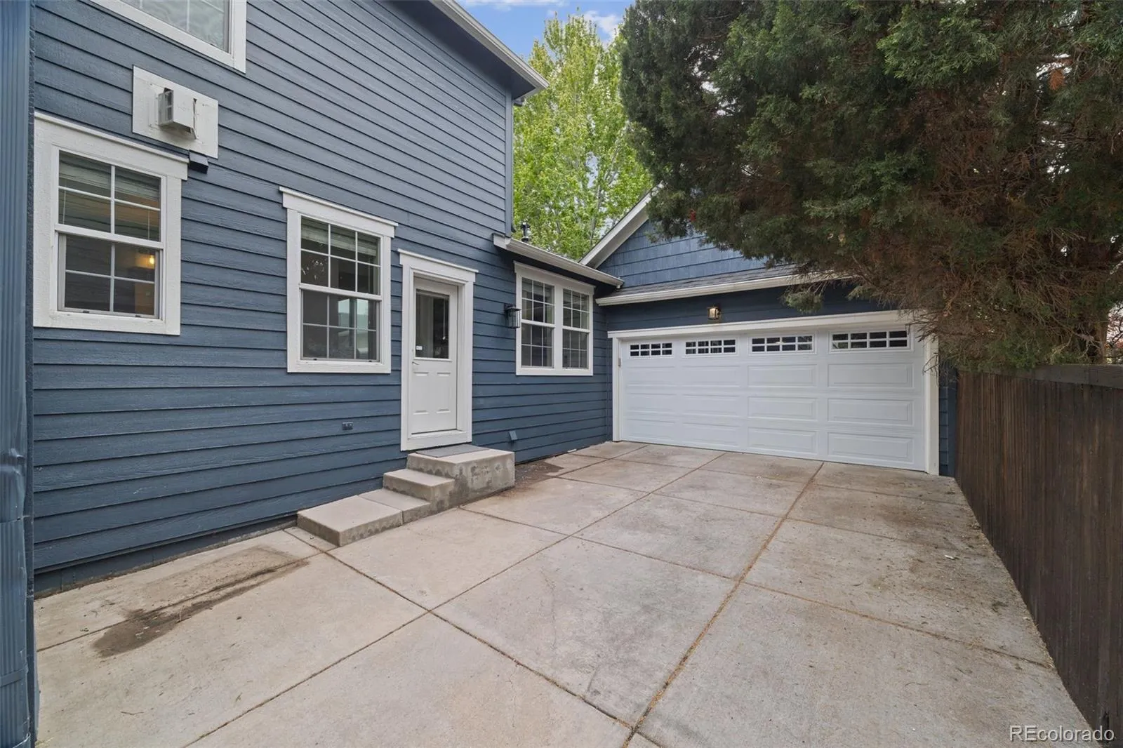 2651 N Valentia Street Denver CO 80238 MLS #REC9092307 05082026155750 1600 47