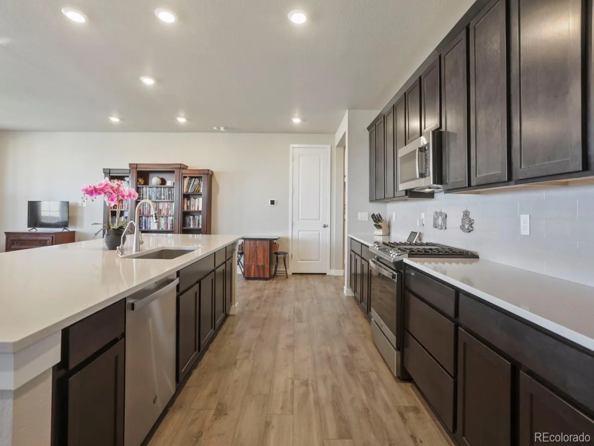 583 Olive Street Broomfield CO 80023 | MLS #REC9094083 06182026194209 1200 8