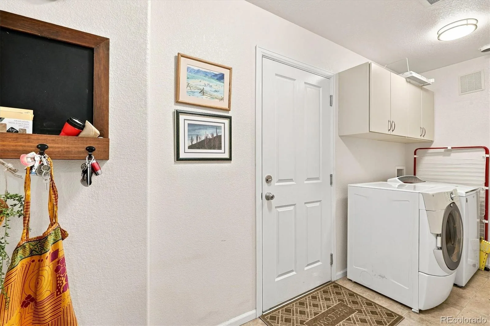 649 W Burgundy Street #C Highlands Ranch CO 80129 | MLS #REC9094534 08202026165032 1600 27