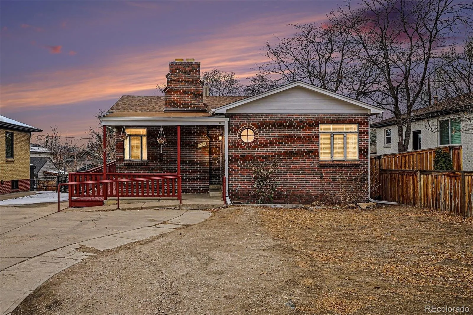 04162026200635 1600 22