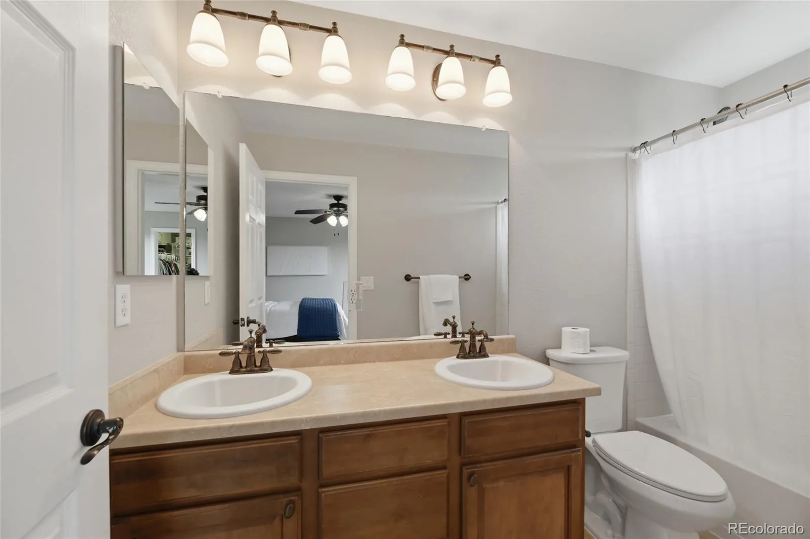 652 Cinnabar Lane Castle Rock CO 80108 | MLS #REC9095304 08142026023300 1600 23