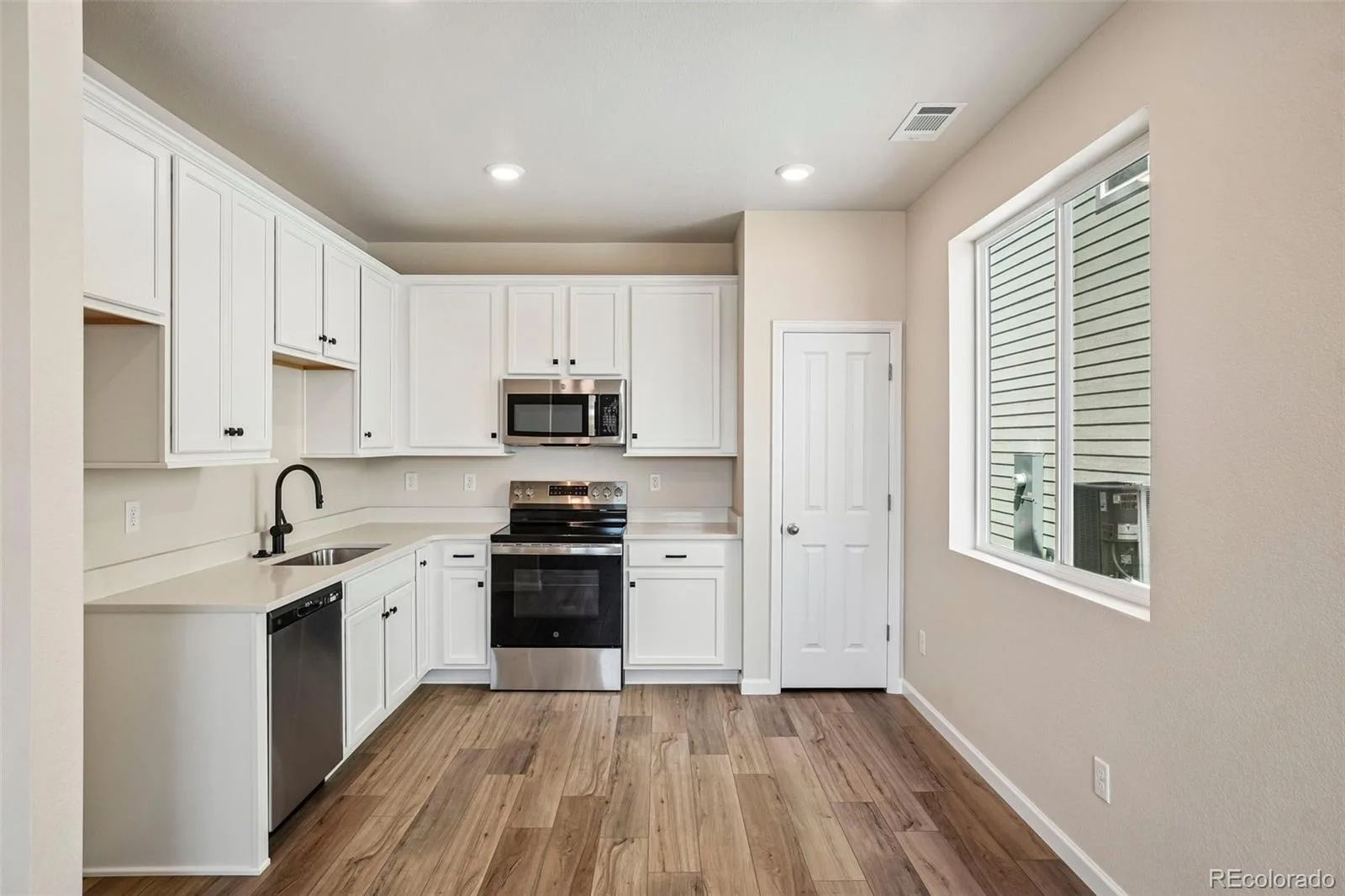 1478 Coral Place Longmont CO 80504 | MLS #REC9097088 08102026193214 1600 5
