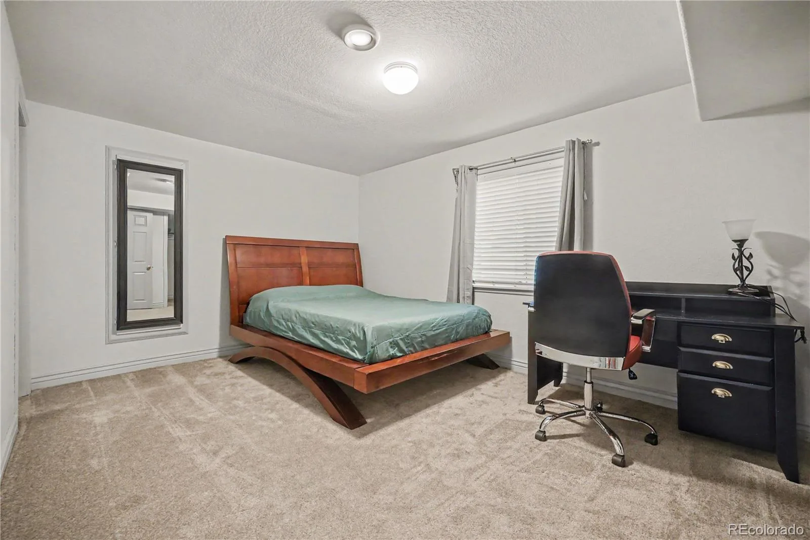9204 W Radcliffe Place Littleton CO 80123 | MLS #REC9097798 08262026011527 1600 22