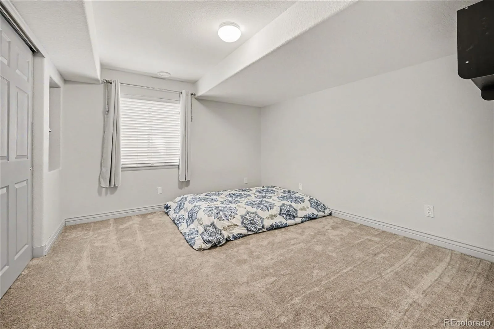 9204 W Radcliffe Place Littleton CO 80123 | MLS #REC9097798 08262026011527 1600 24