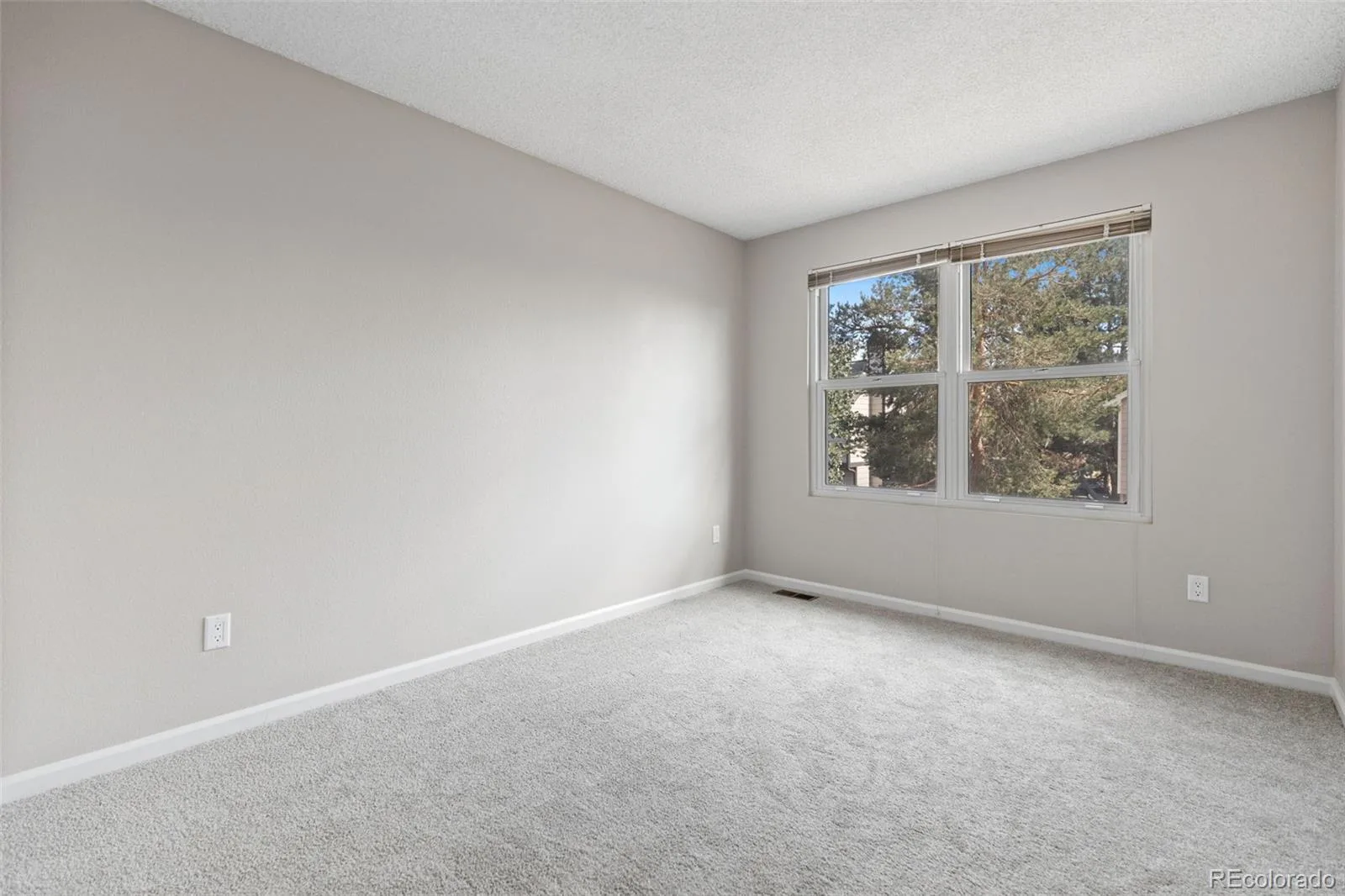 20922 E 43rd Avenue Denver CO 80249 | MLS #REC9098247 07212026211813 1600 20