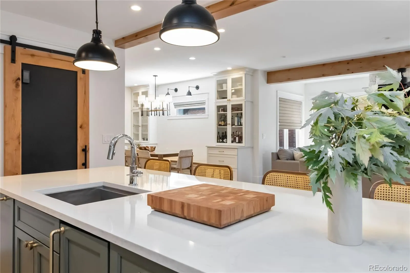 2645 Fairfax Street Denver CO 80207 MLS #REC9098590 05012026045208 1600 15