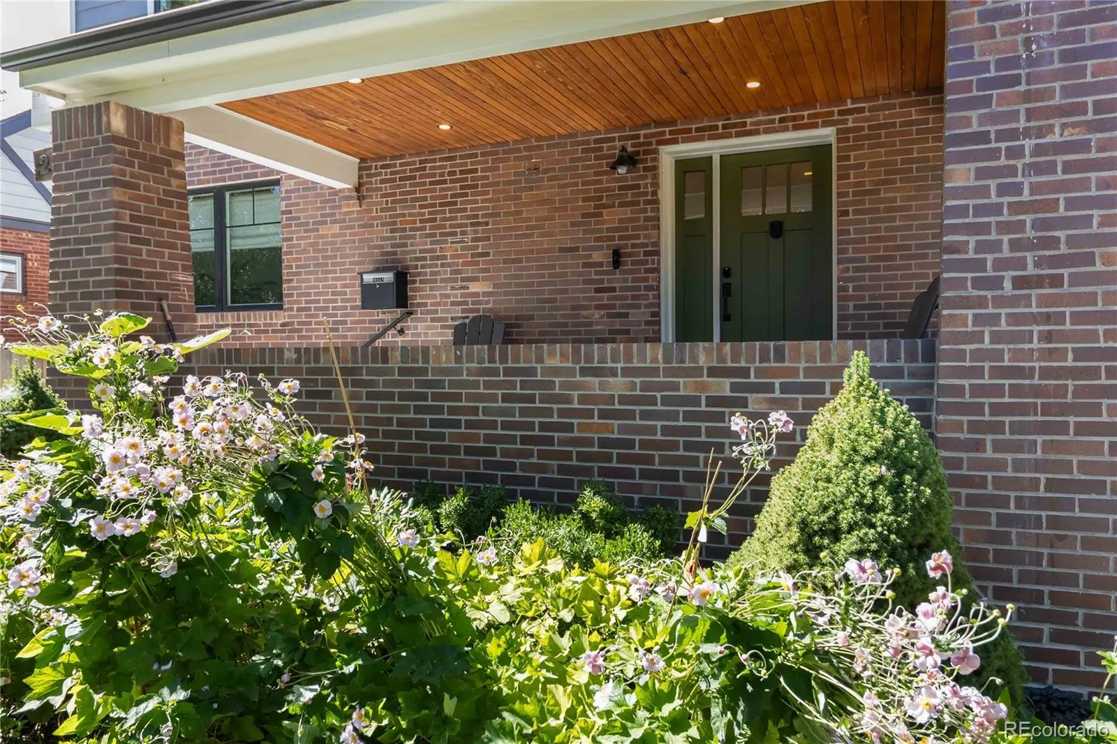 2645 Fairfax Street Denver CO 80207 MLS #REC9098590 05012026045208 1600 3