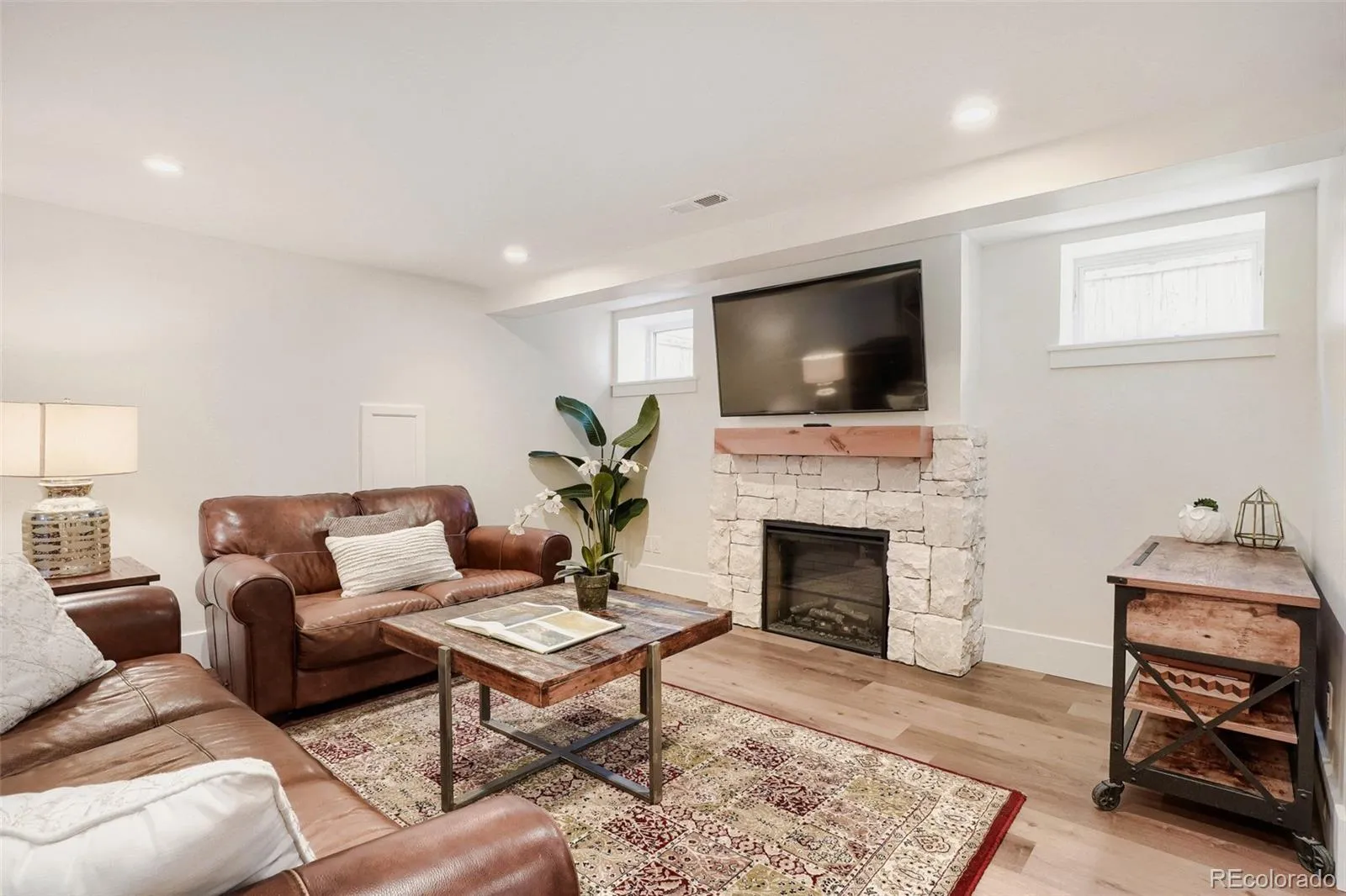 2645 Fairfax Street Denver CO 80207 MLS #REC9098590 05012026045208 1600 39