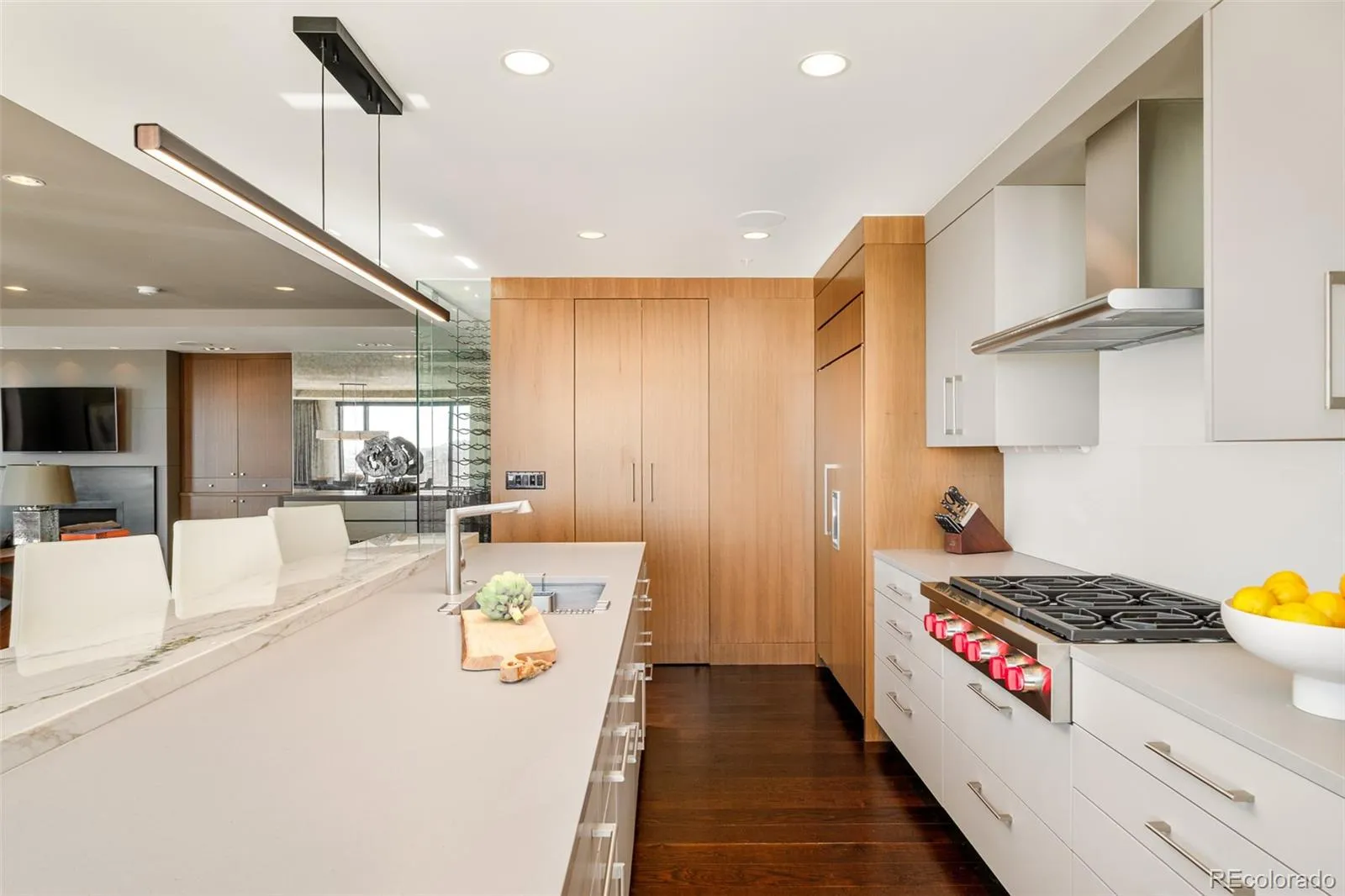 04192026164947 1600 16