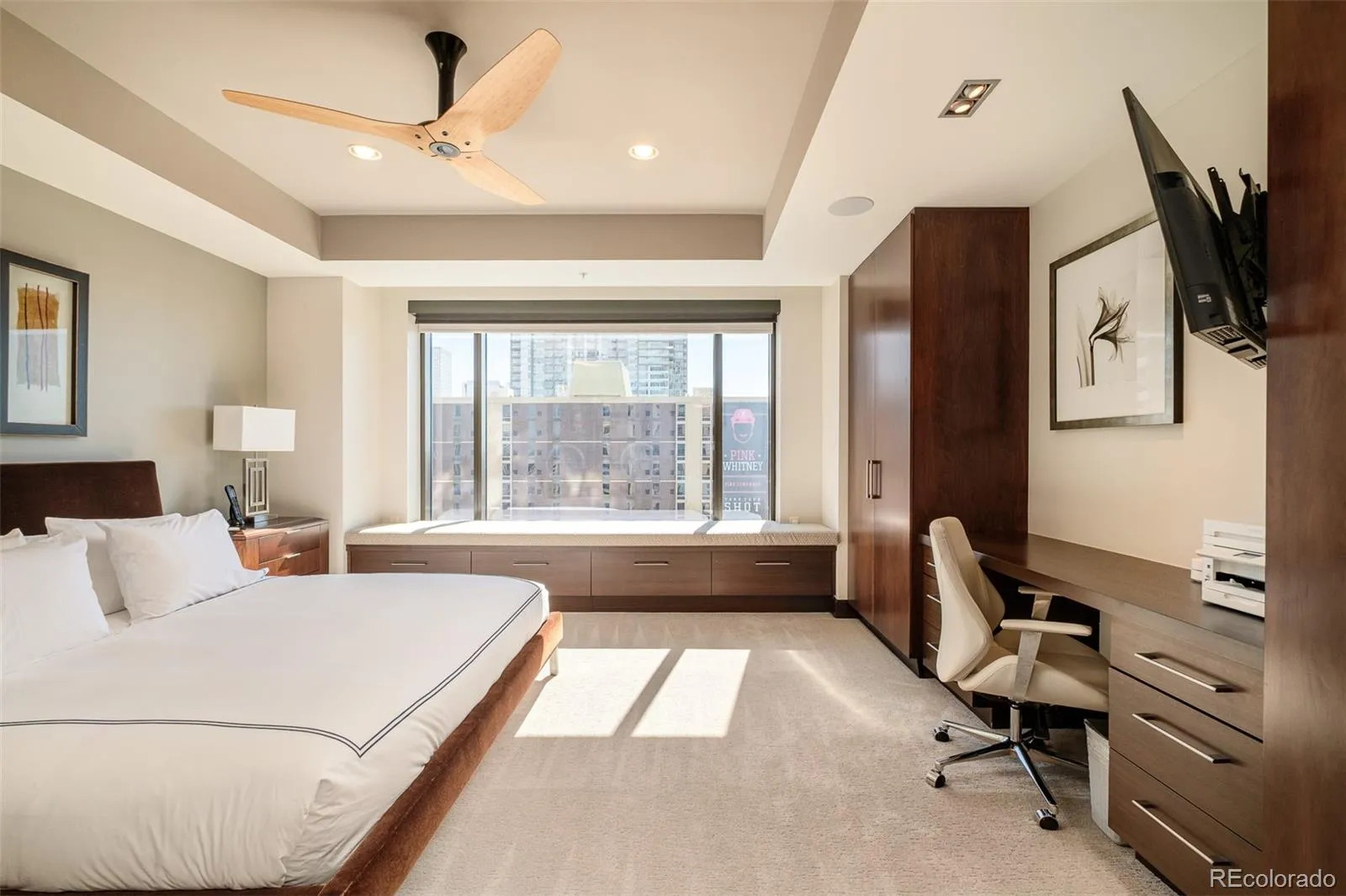 04192026164947 1600 30