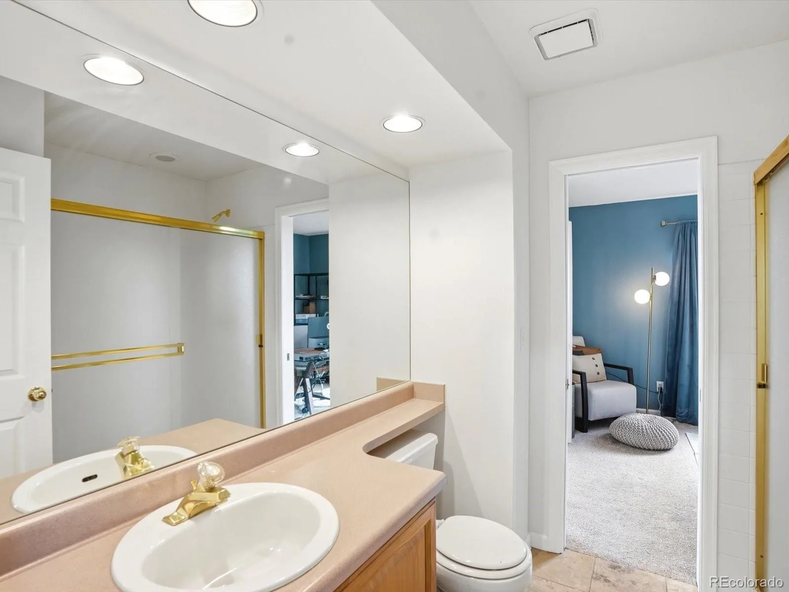 7444 E Villanova Place Denver CO 80231 MLS #REC9100424 06042026143841 1600 3