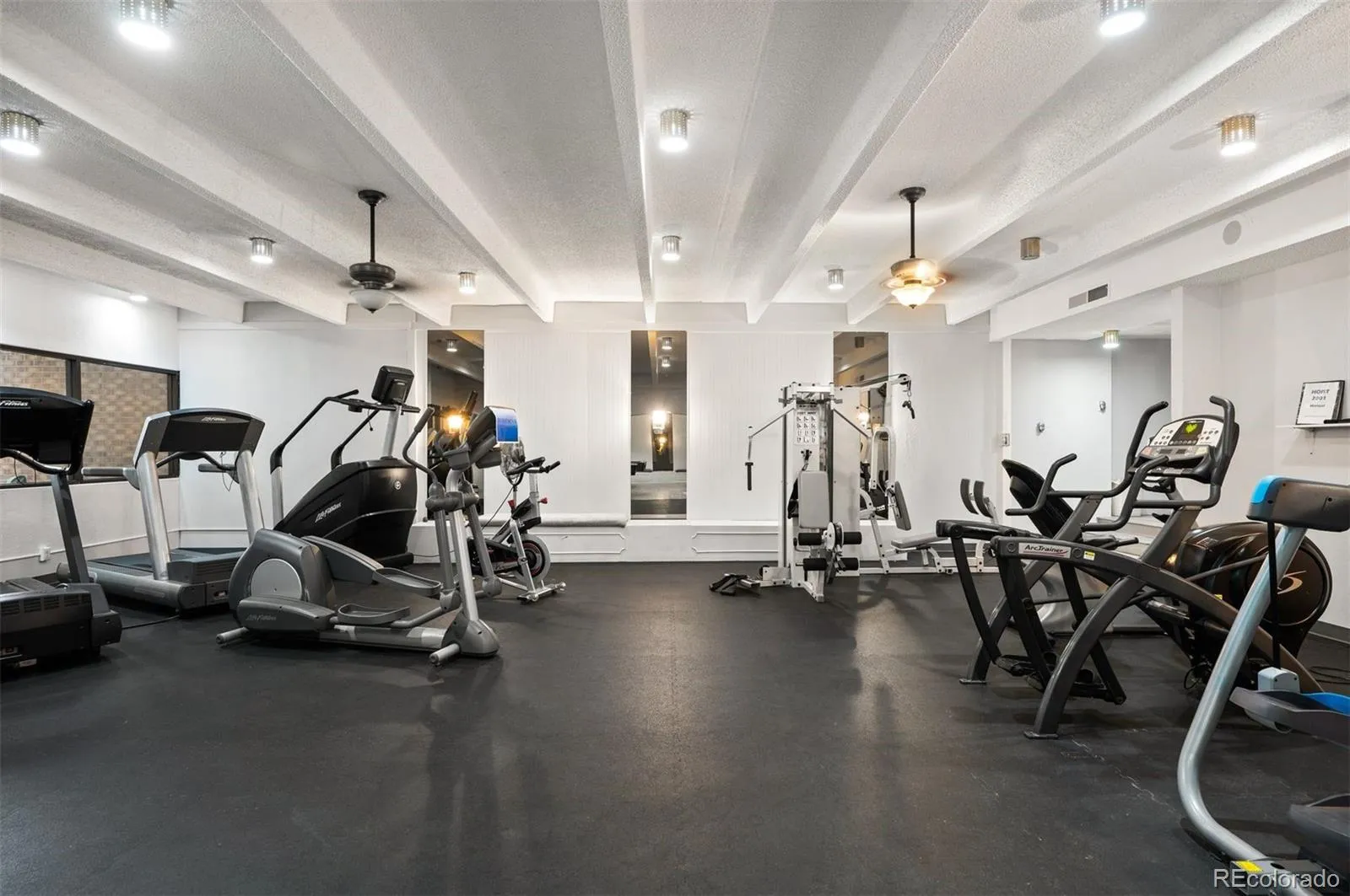 8060 E Girard Avenue #913 Denver CO 80231 MLS #REC9100535 05202026232448 1600 17