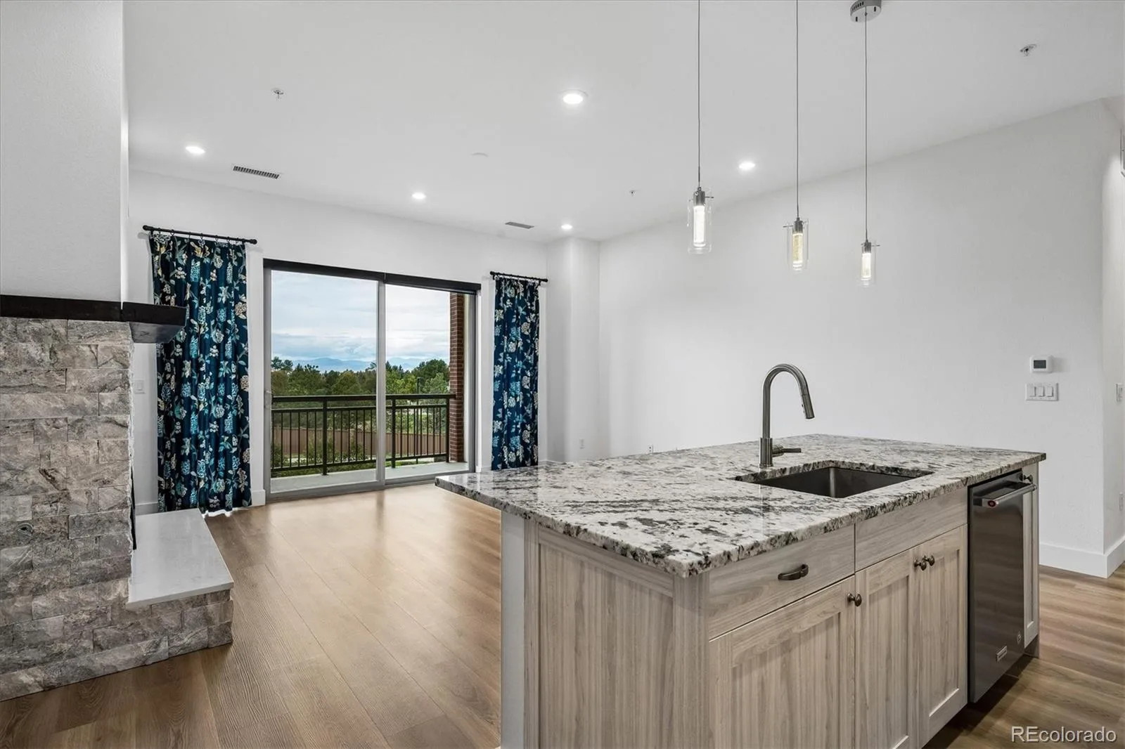 4885 S Monaco Street #207 Denver CO 80237 | MLS #REC9100680 09242026181904 1600 12