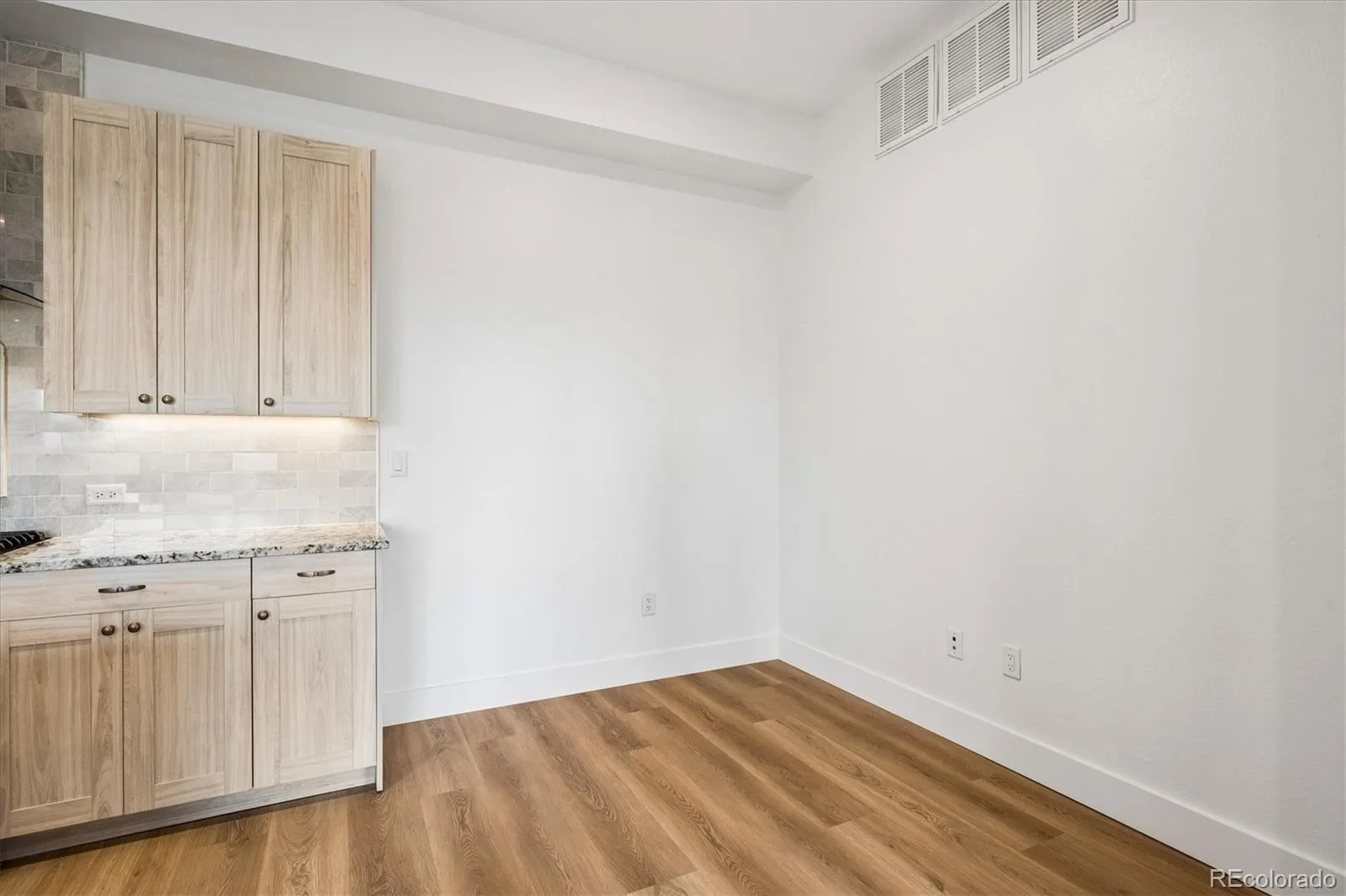 4885 S Monaco Street #207 Denver CO 80237 | MLS #REC9100680 09242026181904 1600 13