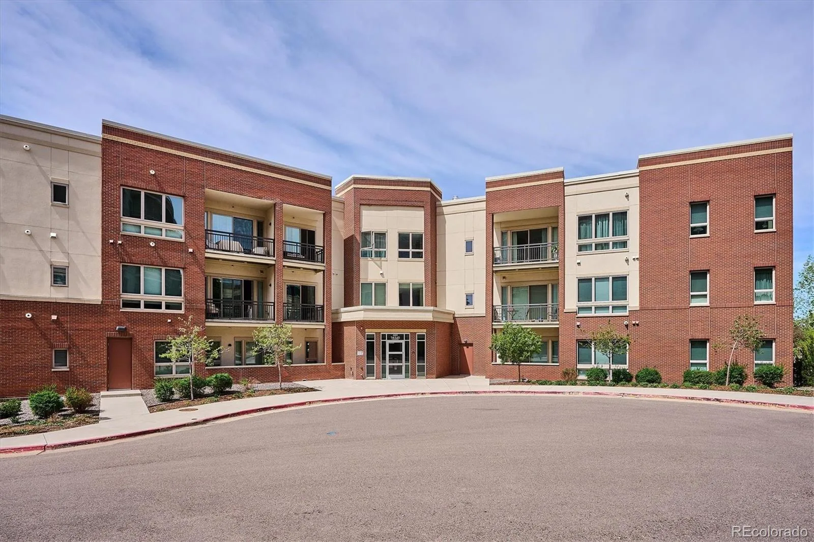 4885 S Monaco Street #207 Denver CO 80237 | MLS #REC9100680 09242026181904 1600 27