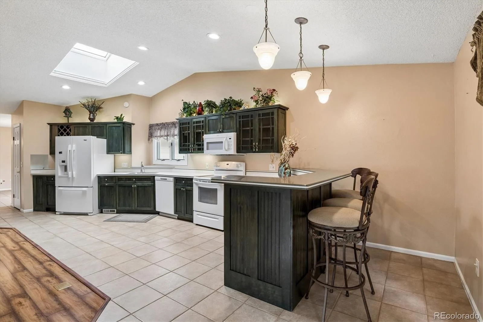 8 Walter Way Broomfield CO 80020 MLS #REC9100736 06262026183313 1600 11