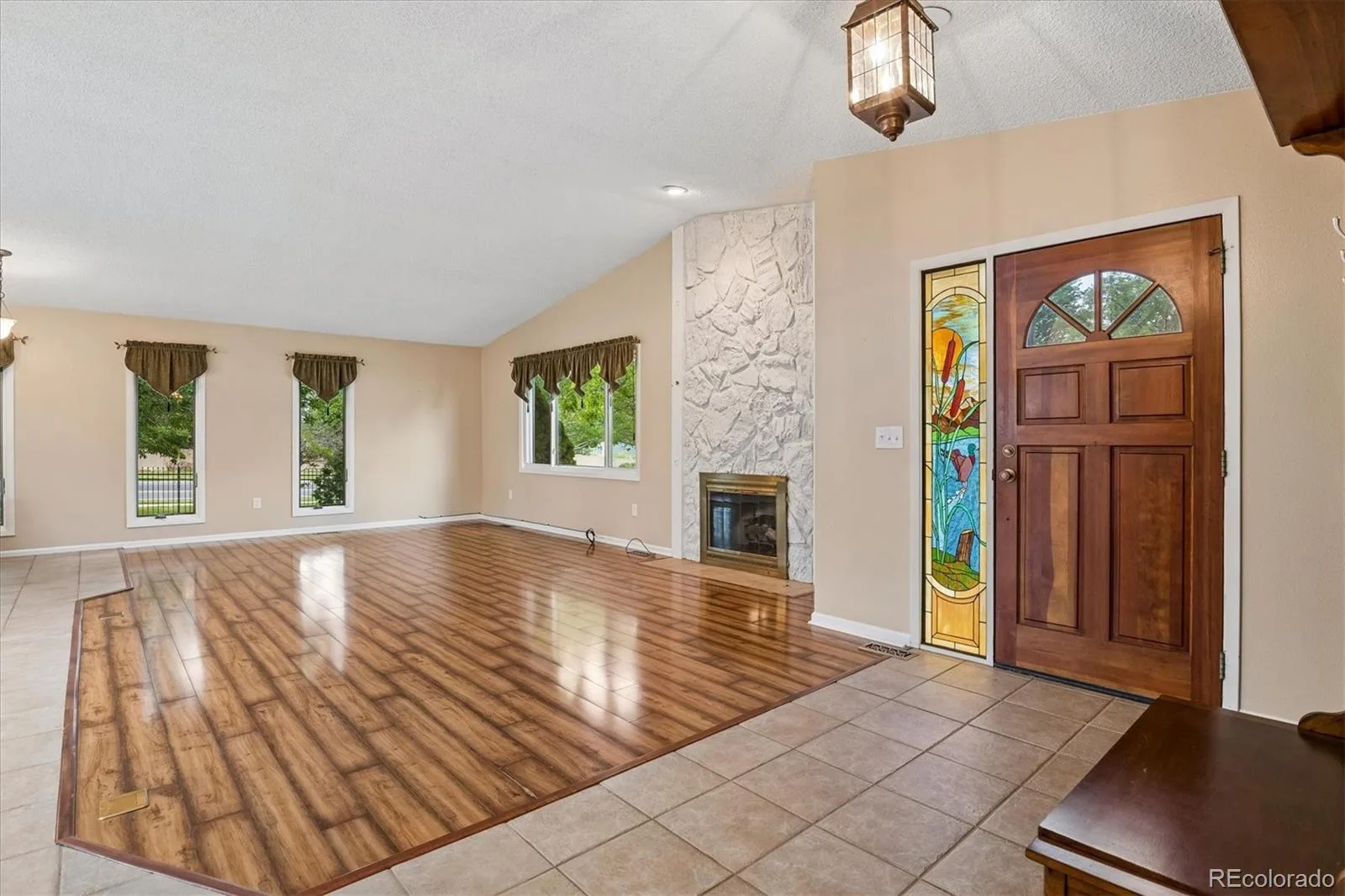 8 Walter Way Broomfield CO 80020 MLS #REC9100736 06262026183313 1600 6
