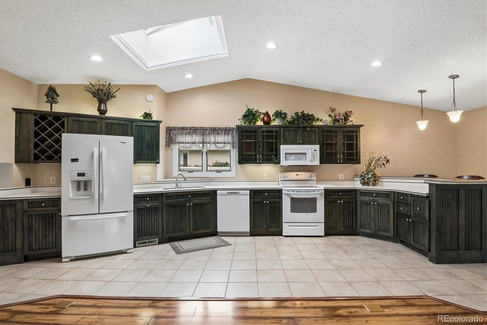 8 Walter Way Broomfield CO 80020 MLS #REC9100736 06262026183313 1600 9