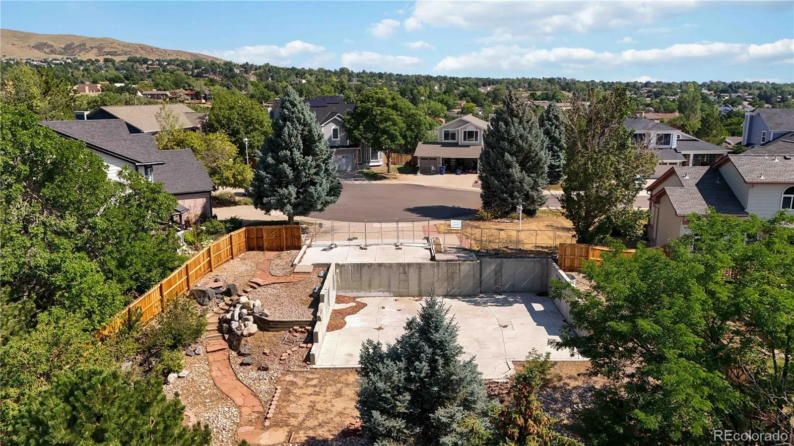 2703 S Cole Court Denver CO 80228 | MLS #REC9101304 08052026161744 1600 3