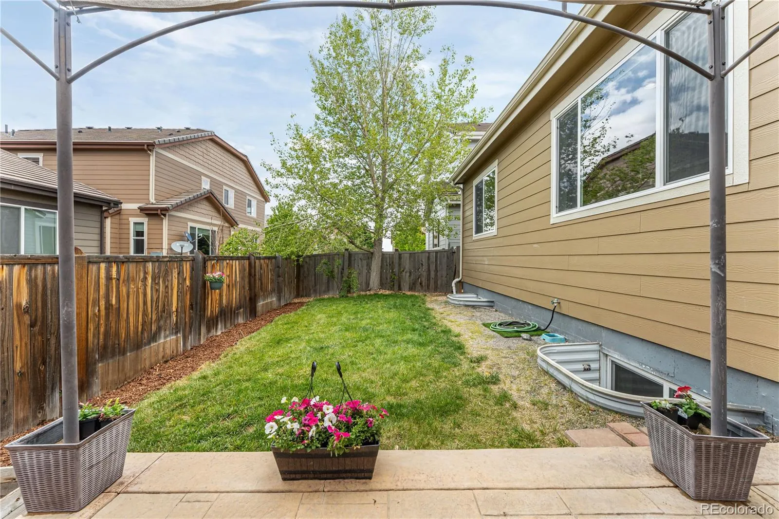 12677 Fisher Drive Englewood CO 80112 MLS #REC9101430 05282026152148 1600 28