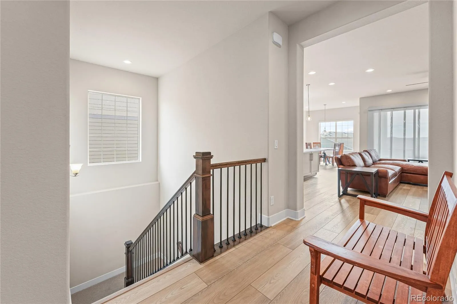 21996 E Allenspark Place Aurora CO 80016 MLS #REC9102657 04082026172618 1600 22