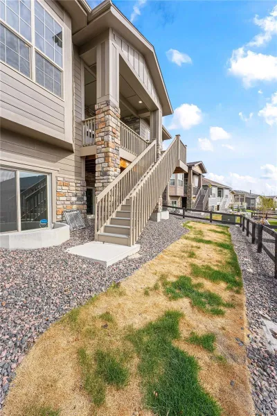 21996 E Allenspark Place Aurora CO 80016 MLS #REC9102657 04082026172618 800 36