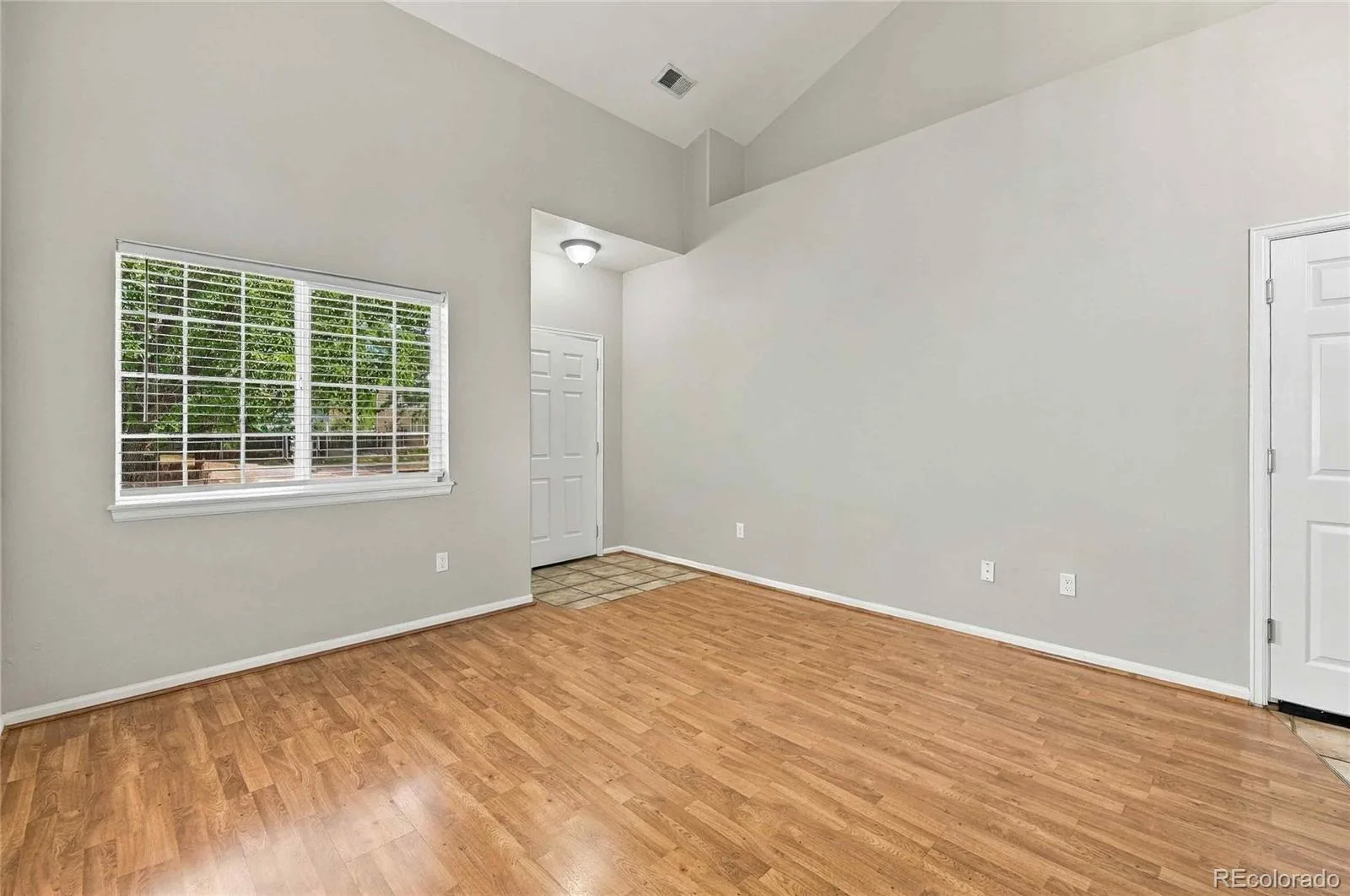 19408 E 59th Aurora CO 80019 | MLS #REC9108825 09222026142030 1600 4