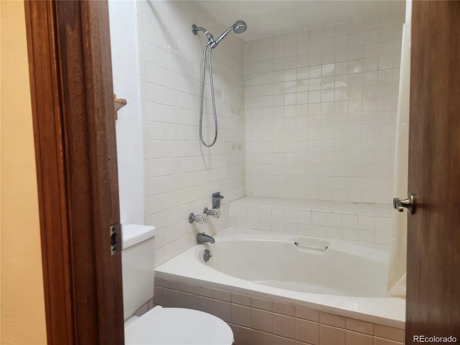 812 S Ouray Street Aurora CO 80017 | MLS #REC9108971 10142026190045 1600 13