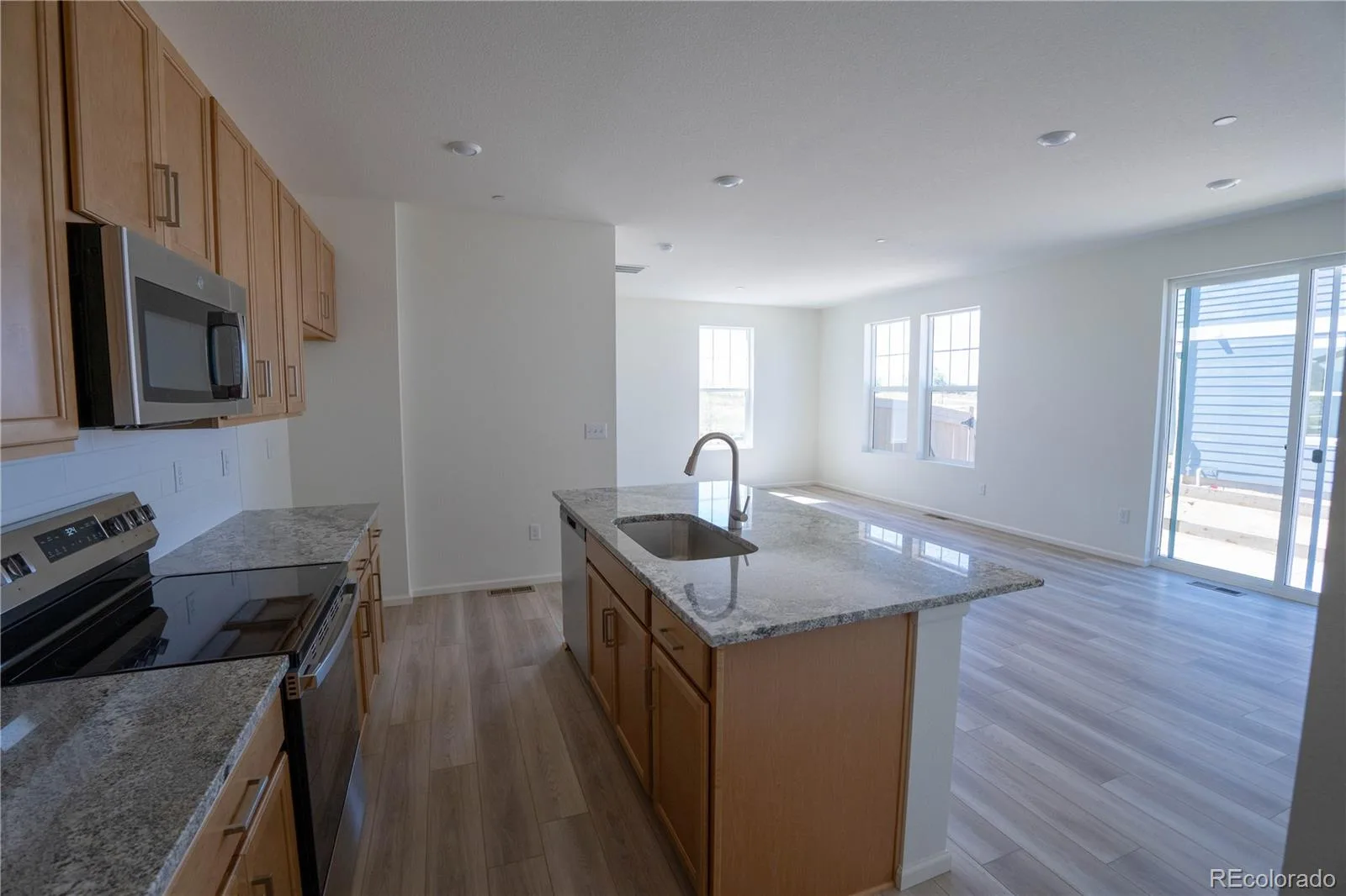 280 Nighthawk Street Erie CO 80516 | MLS #REC9109497 07182026151538 1600 13