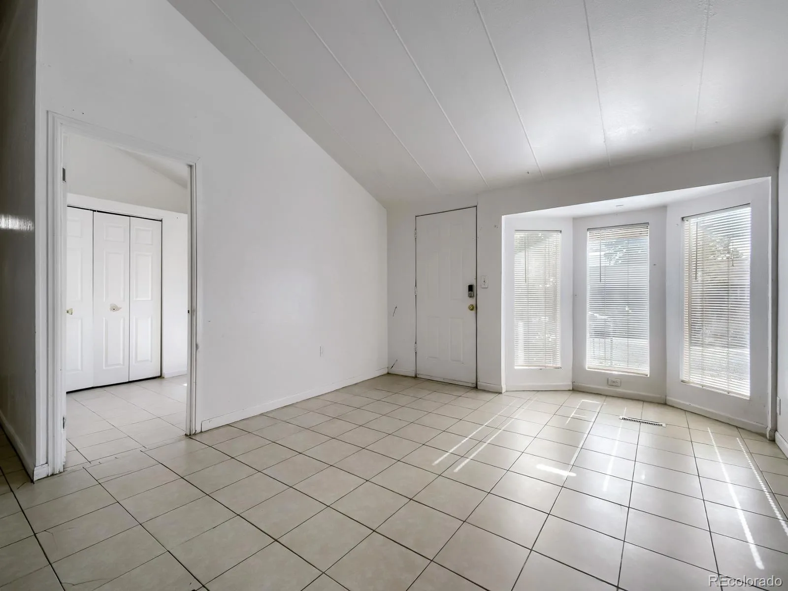 6475 Pontiac Street Commerce City CO 80022 | MLS #REC9112646 07172026172525 1600 4