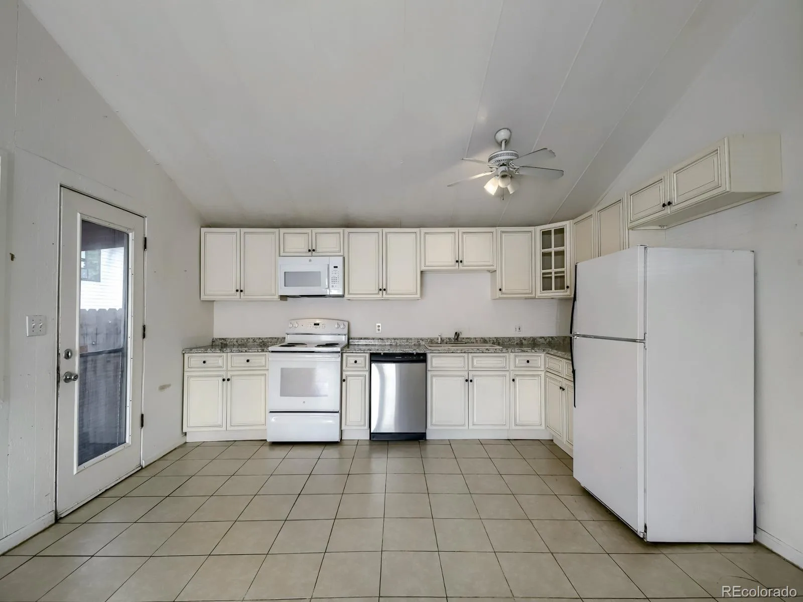 6475 Pontiac Street Commerce City CO 80022 | MLS #REC9112646 07172026172525 1600 5