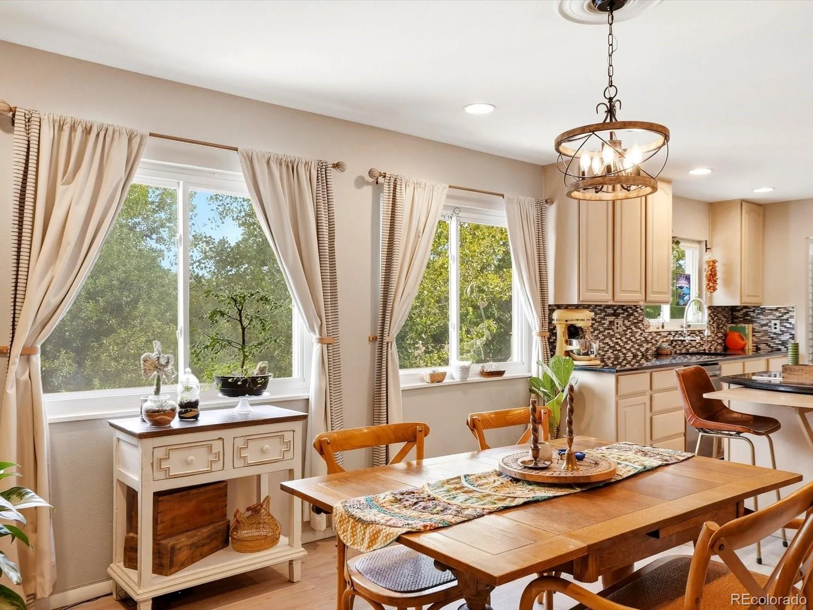 12979 W Montana Drive Denver CO 80228 | MLS #REC9114897 09242026015633 1600 12