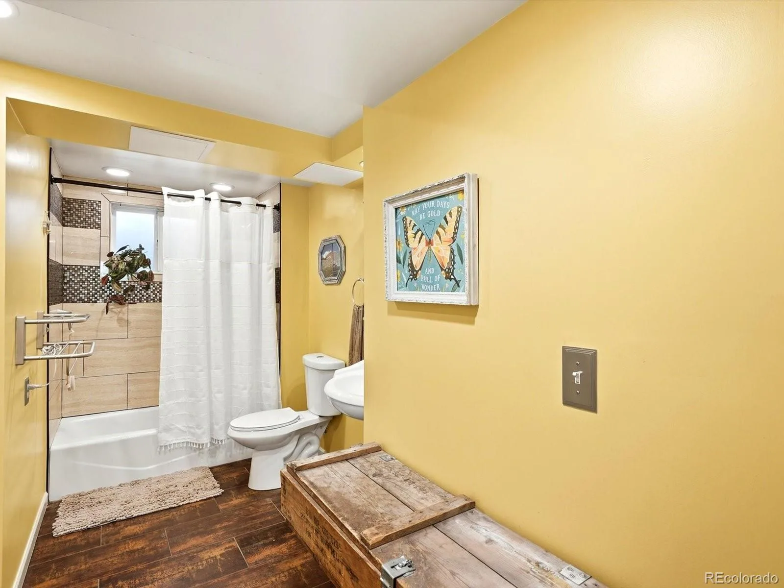 12979 W Montana Drive Denver CO 80228 | MLS #REC9114897 09242026015633 1600 34