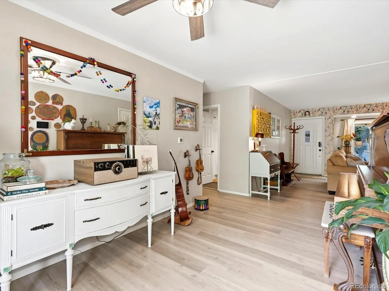 12979 W Montana Drive Denver CO 80228 | MLS #REC9114897 09242026015633 1600 7