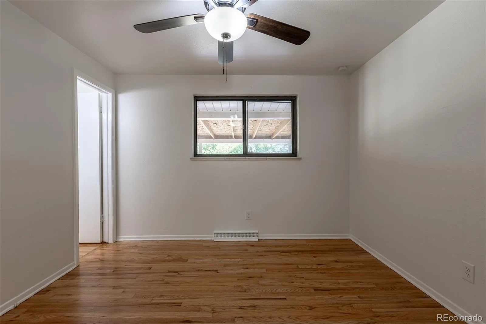 04012026185107 1600 12