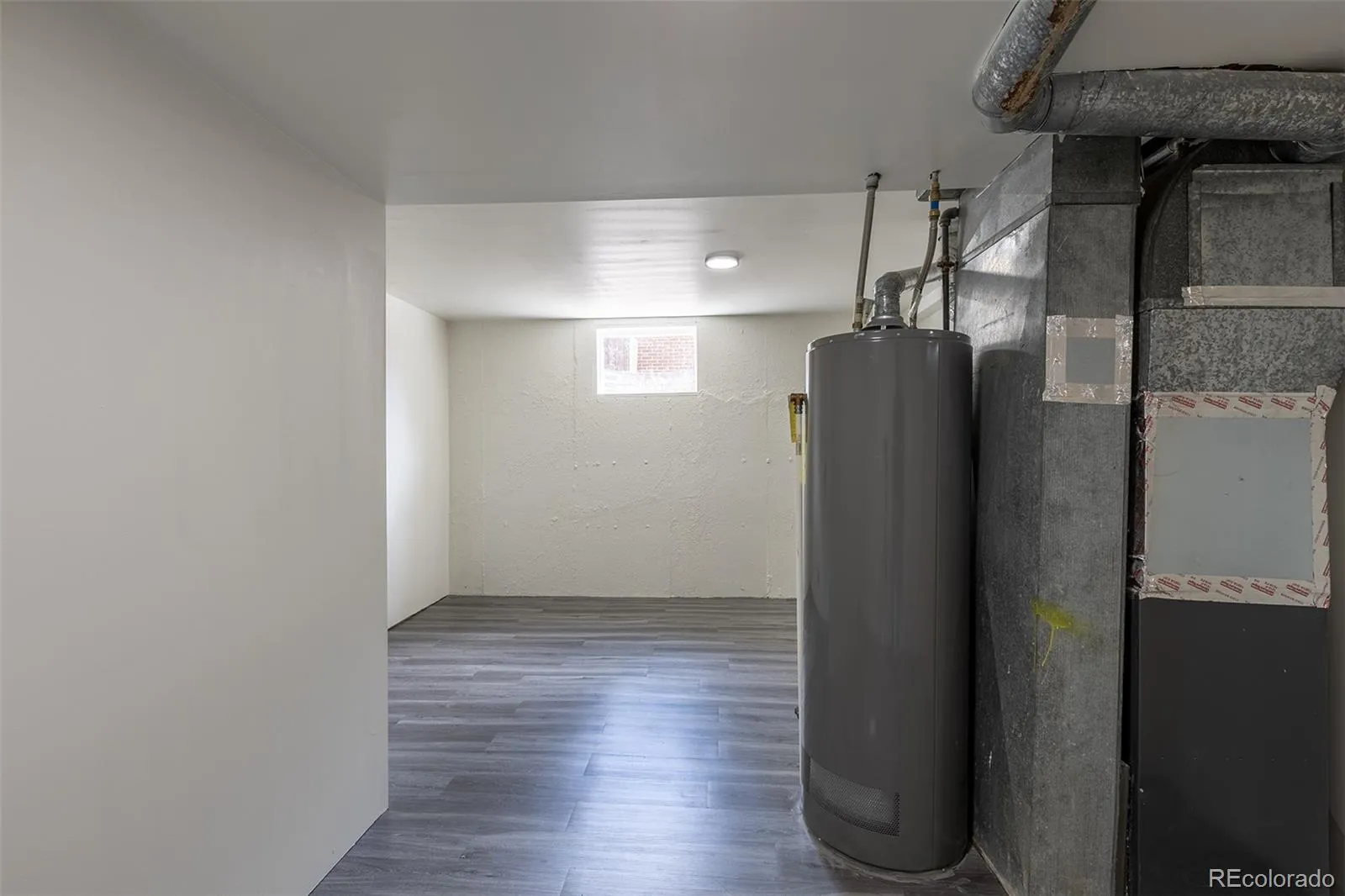 04012026185107 1600 25