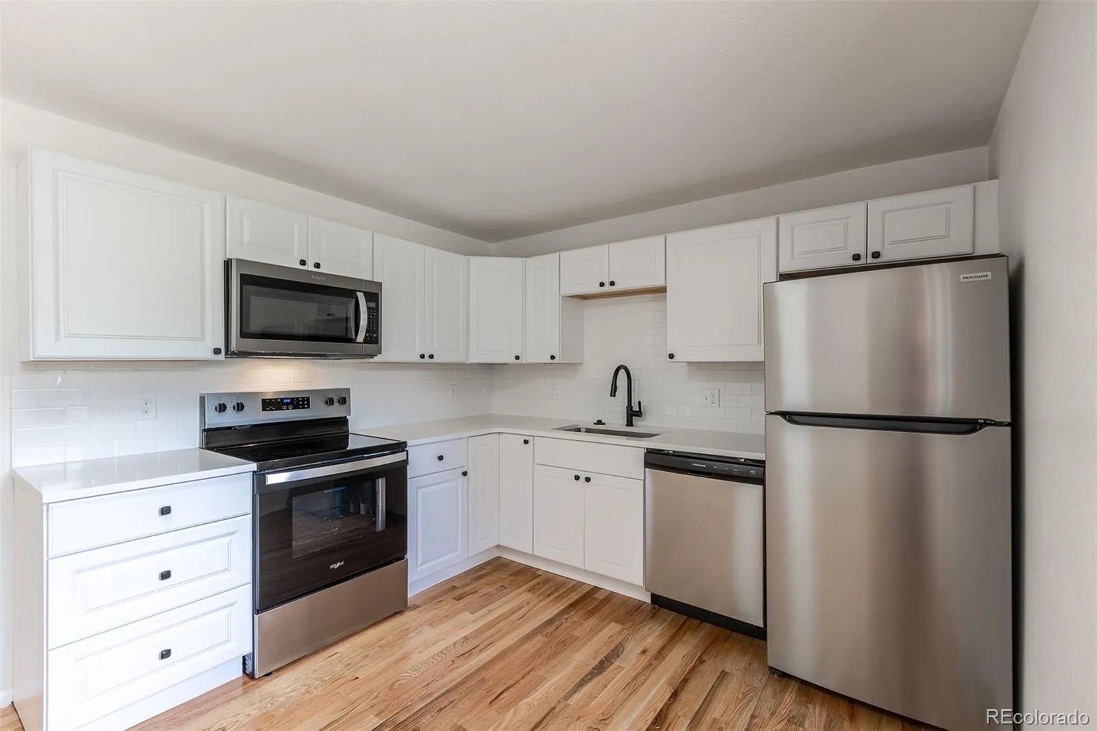 04012026185107 1600 3