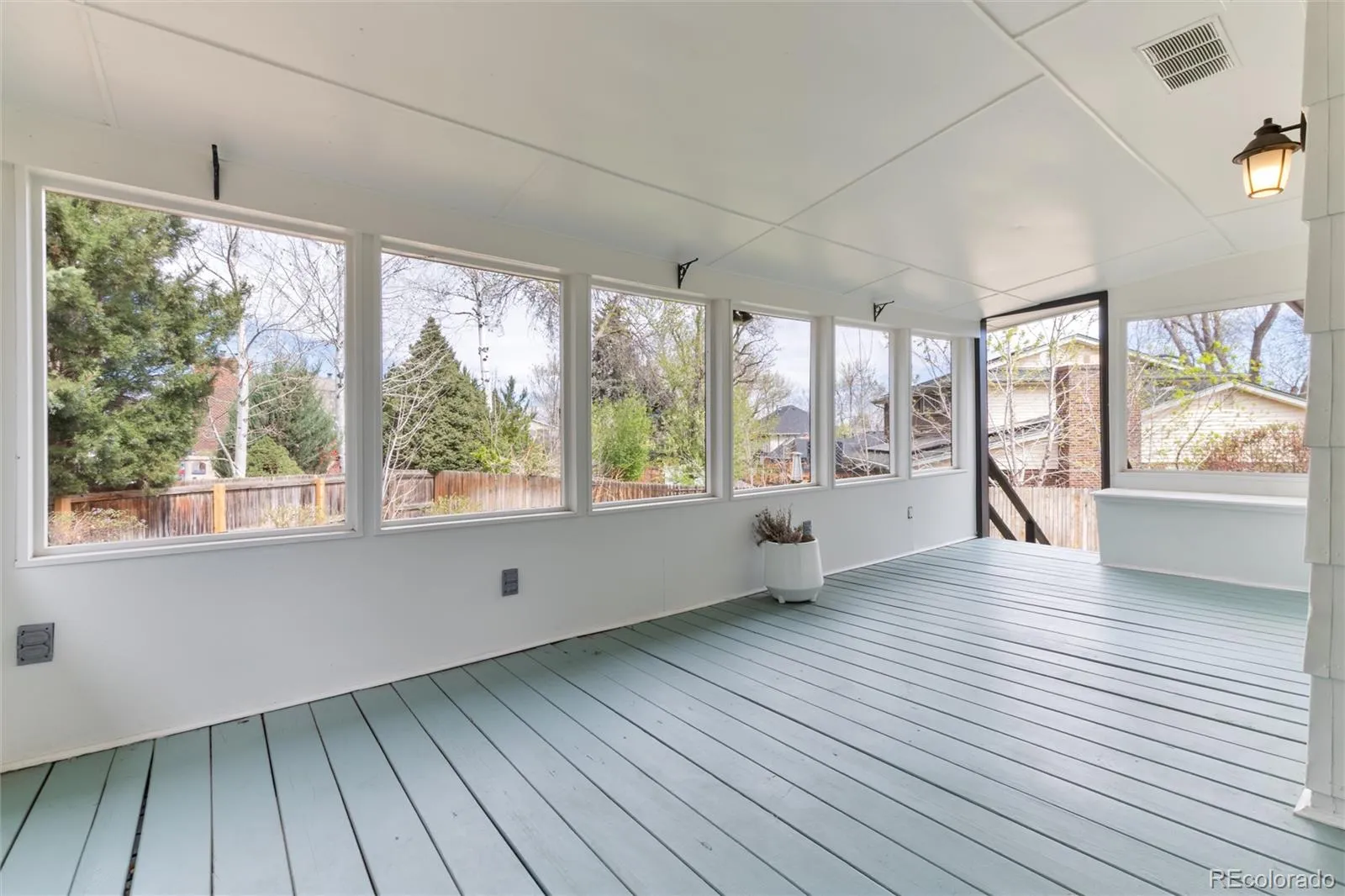 04102026152809 1600 28