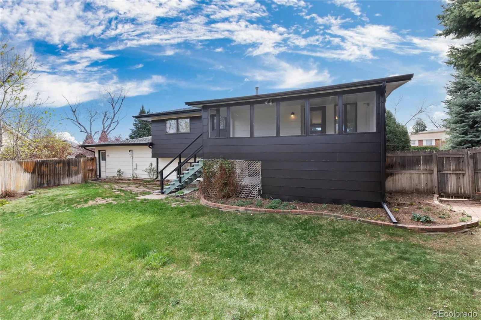 04102026152809 1600 31