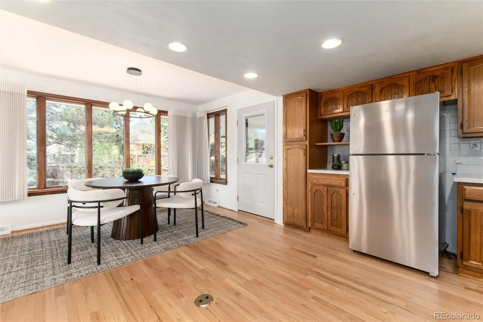 04102026152809 1600 37